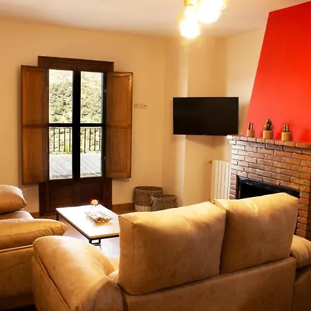 Puerta Apartment Bubion